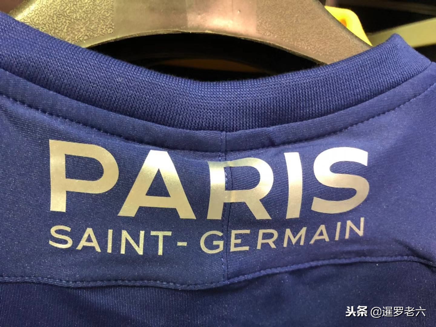 会市场的暗